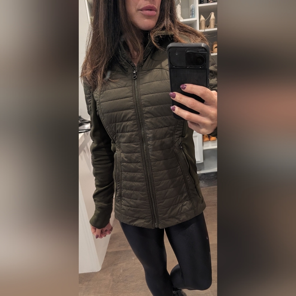Lululemon Women's Down for It All Jacket XS